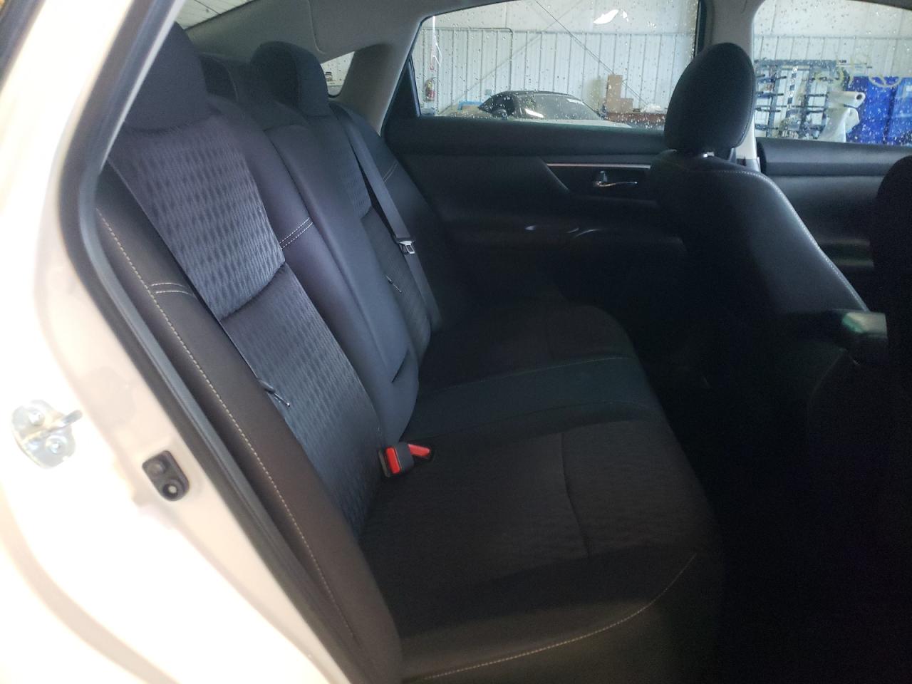 Photo 6 from auction – 2017 NISSAN ALTIMA 2.5 with VIN 1N4AL3AP7HC255219