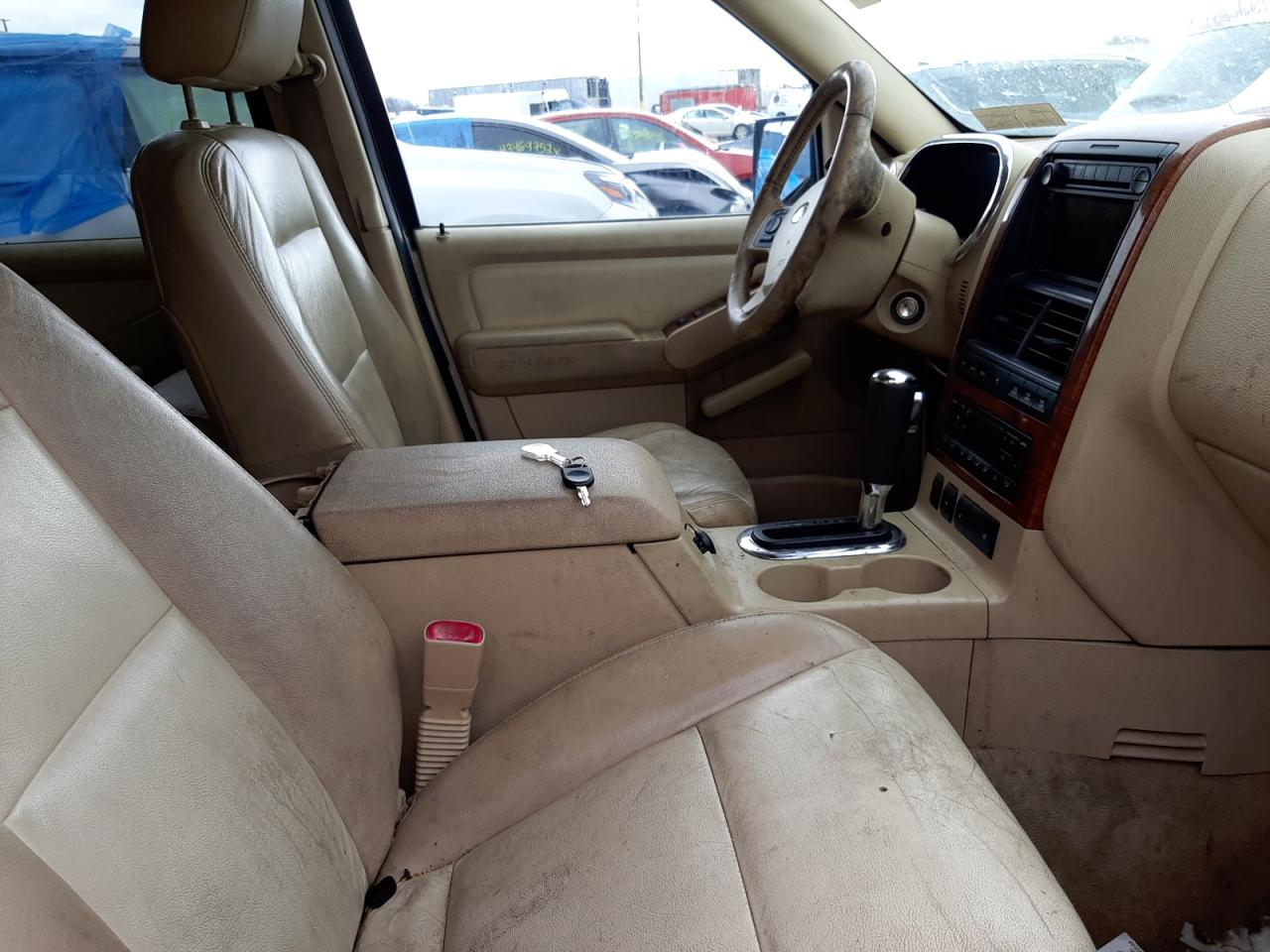 Photo 5 from auction – 2006 FORD EXPLORER E with VIN 1FMEU74816ZA13102