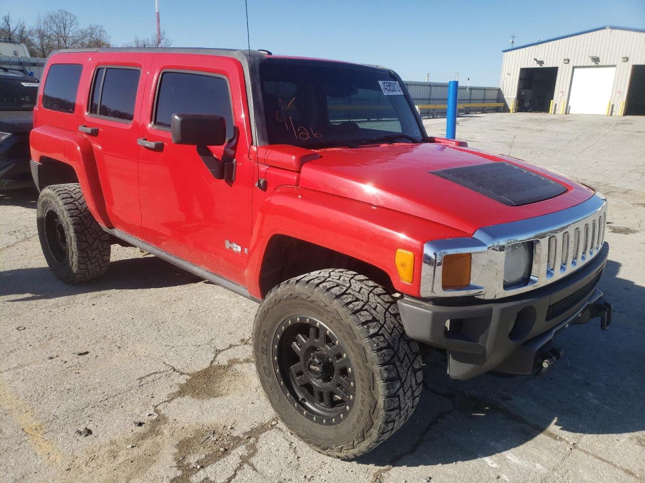 HUMMER H3 2006 with VIN 5GTDN136X68107794 - Photo from auction
