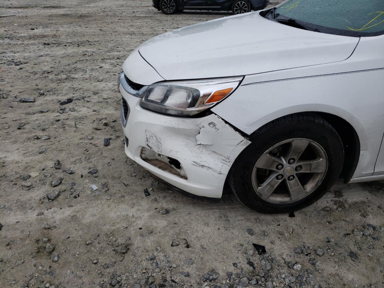 Photo 9 from auction – 2015 CHEVROLET MALIBU LS with VIN 1G11B5SL3FF353396