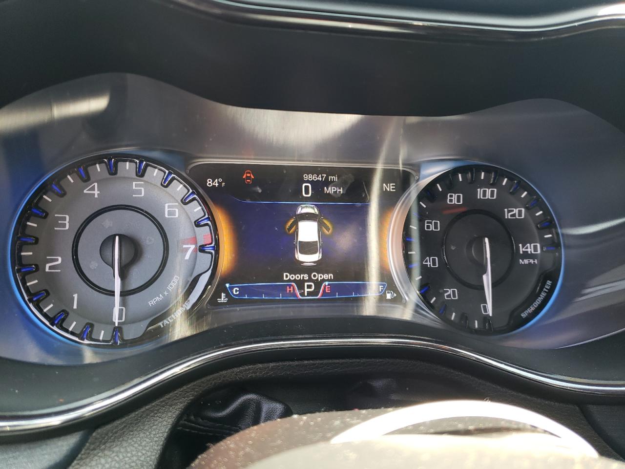 Photo 8 from auction – 2015 CHRYSLER 200 S with VIN 1C3CCCBG3FN518801