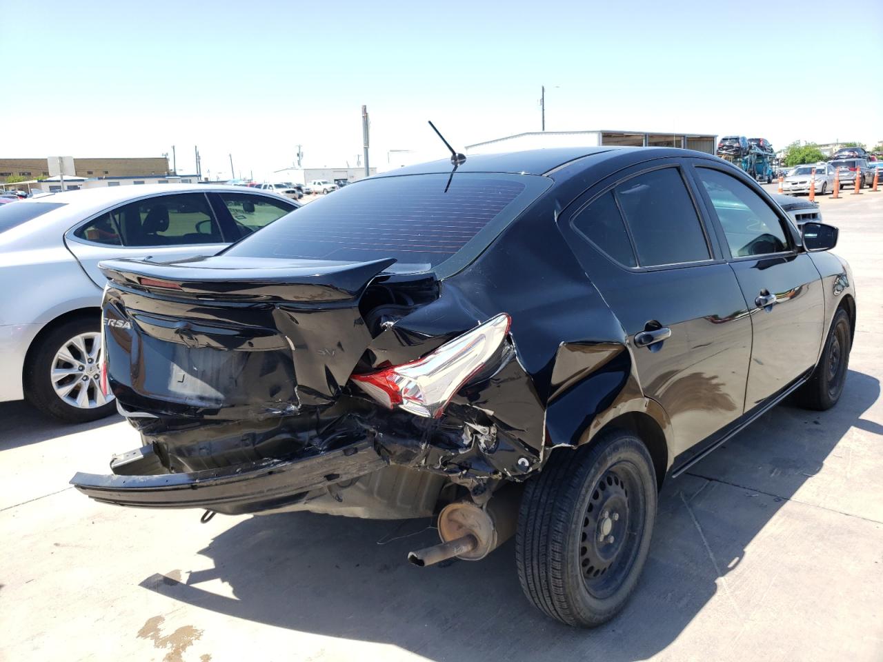 Photo 4 from auction – 2017 NISSAN VERSA S with VIN 3N1CN7AP1HL808538