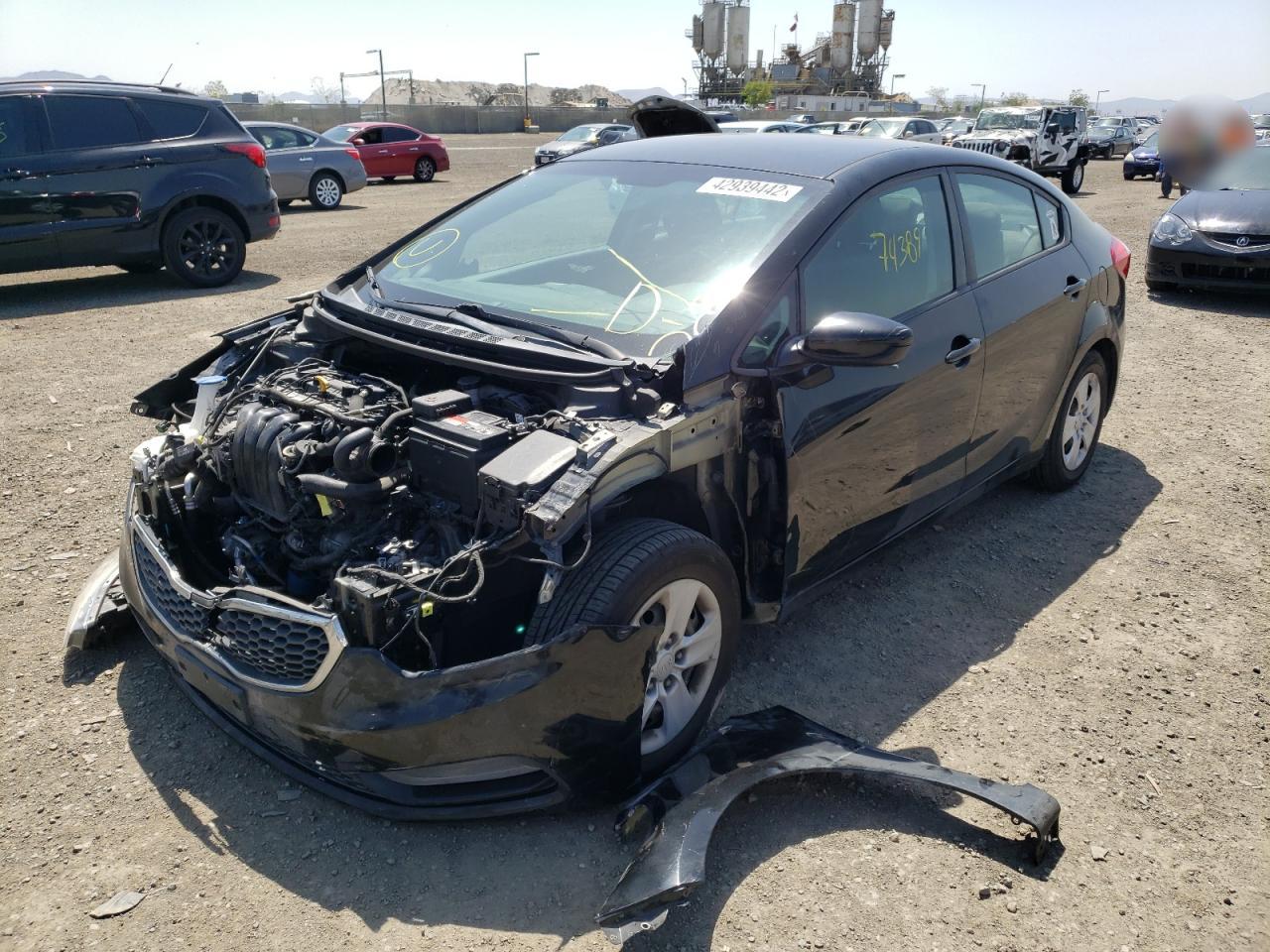 Photo 2 from auction – 2016 KIA FORTE LX with VIN KNAFK4A69G5550578