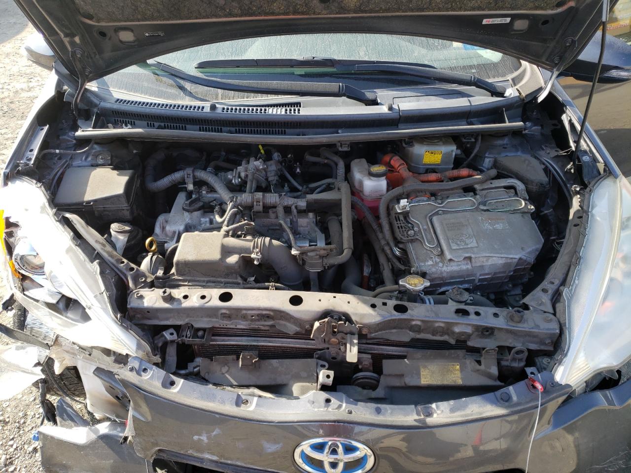 Photo 7 from auction – 2013 TOYOTA PRIUS C with VIN JTDKDTB36D1053274