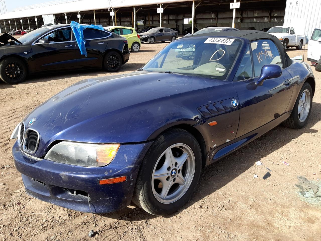 Photo 2 from auction – 1998 BMW Z3 1.9 with VIN 4USCH7336WLD16088