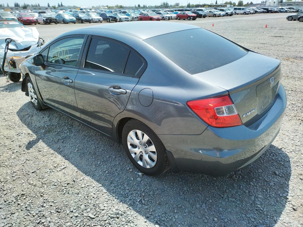 Photo 3 from auction – 2012 HONDA CIVIC LX with VIN 19XFB2F52CE321472