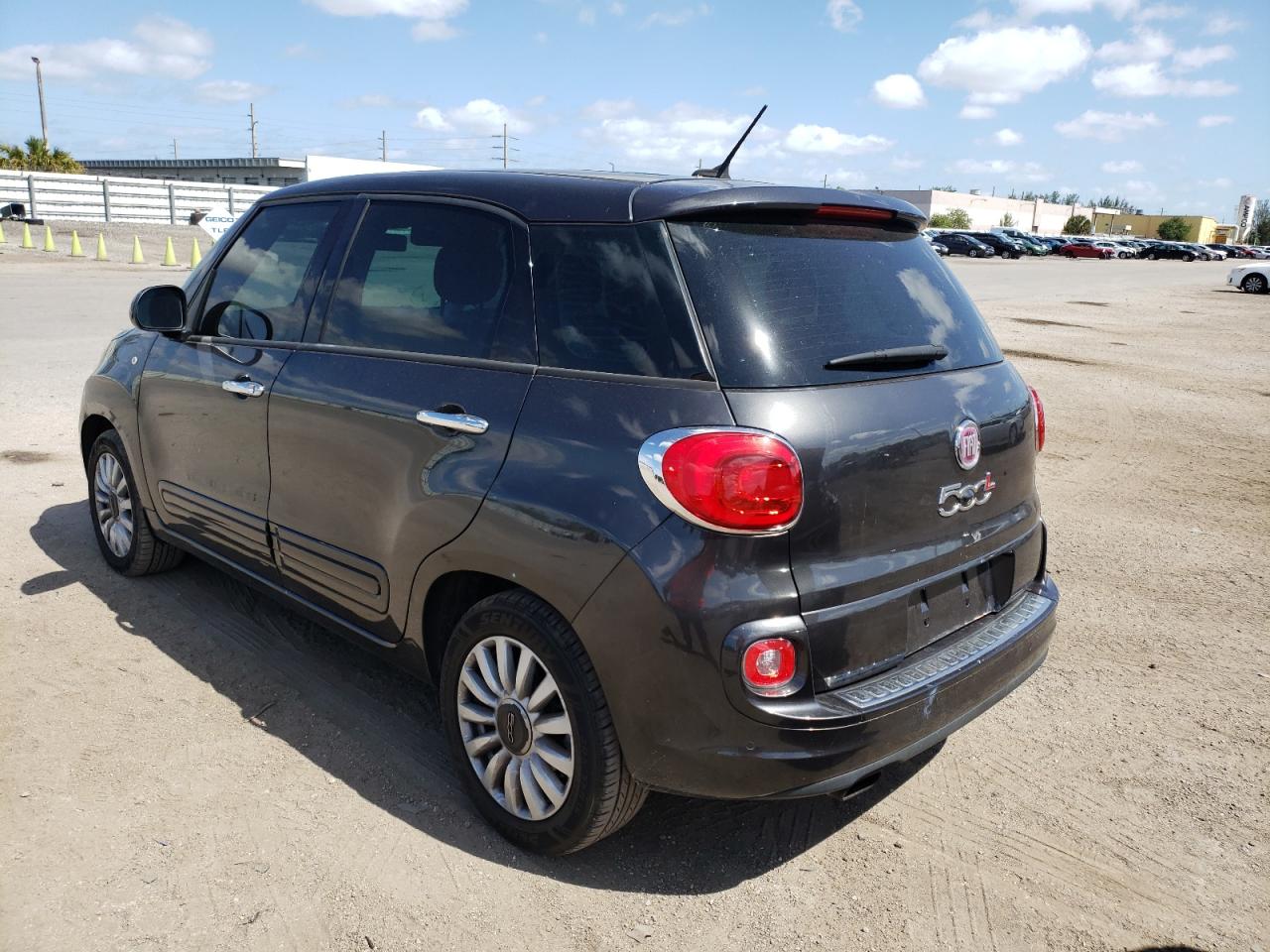 Photo 3 from auction – 2014 FIAT 500L EASY with VIN ZFBCFABH6EZ026211