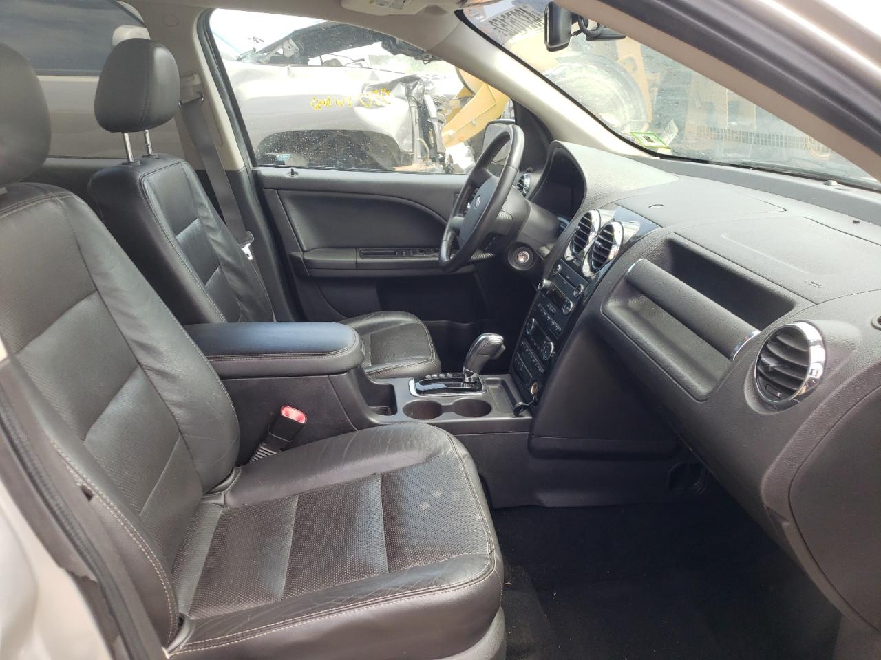 Photo 5 from auction – 2008 FORD TAURUS X L with VIN 1FMDK03W98GA19107