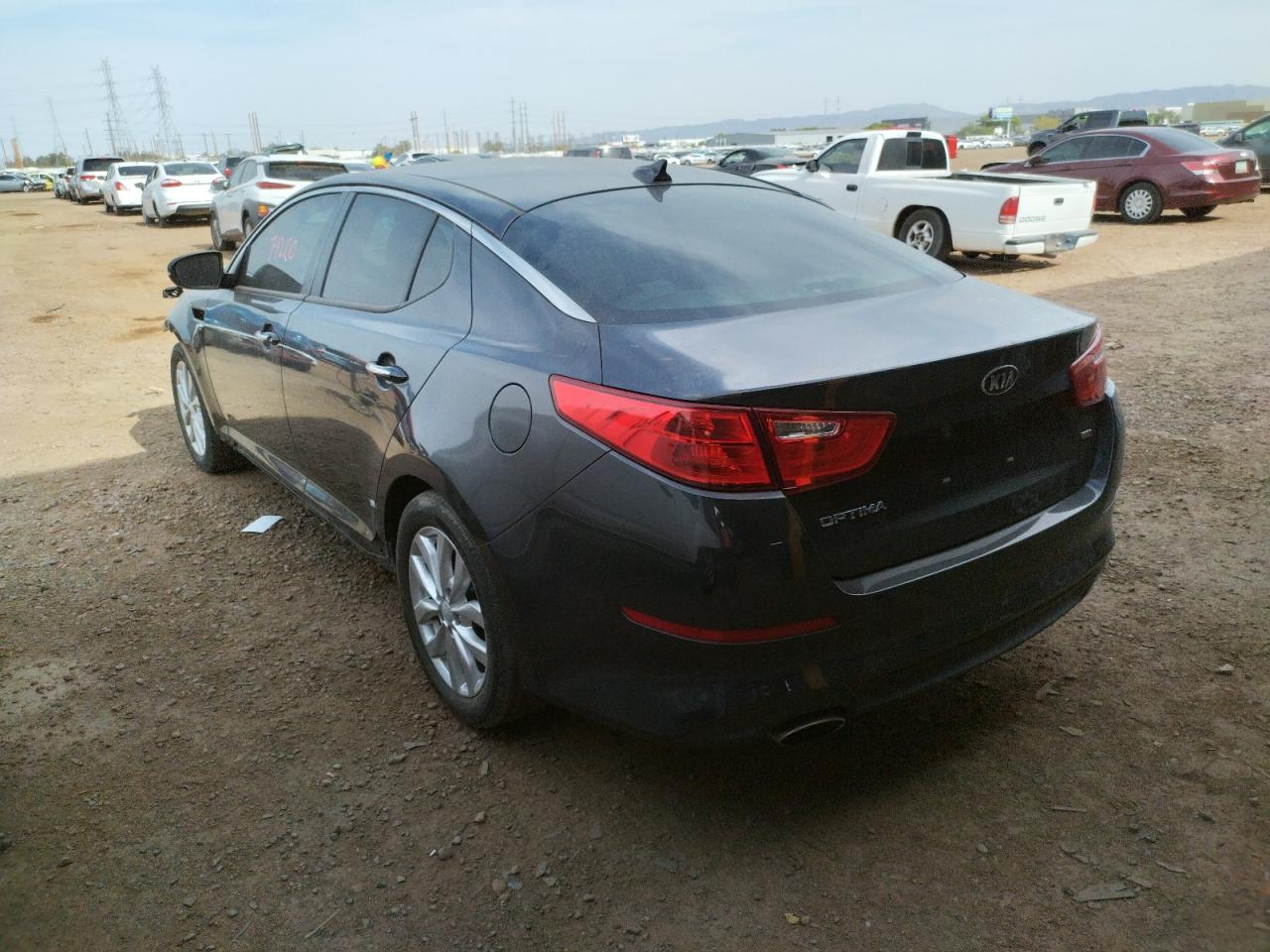 Photo 3 from auction – 2015 KIA OPTIMA LX with VIN 5XXGM4A77FG452508