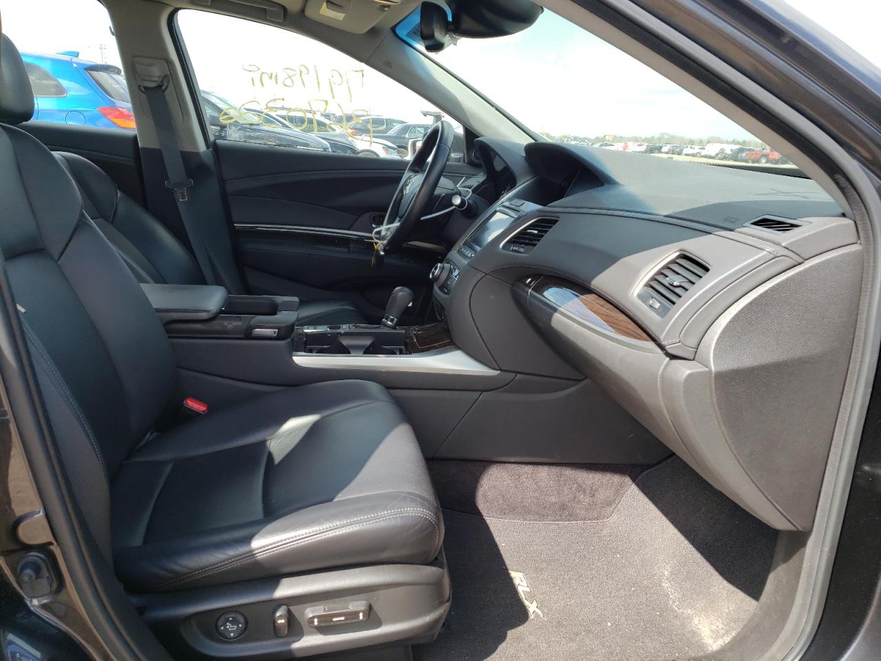 Photo 5 from auction – 2014 ACURA RLX TECH with VIN JH4KC1F52EC003057