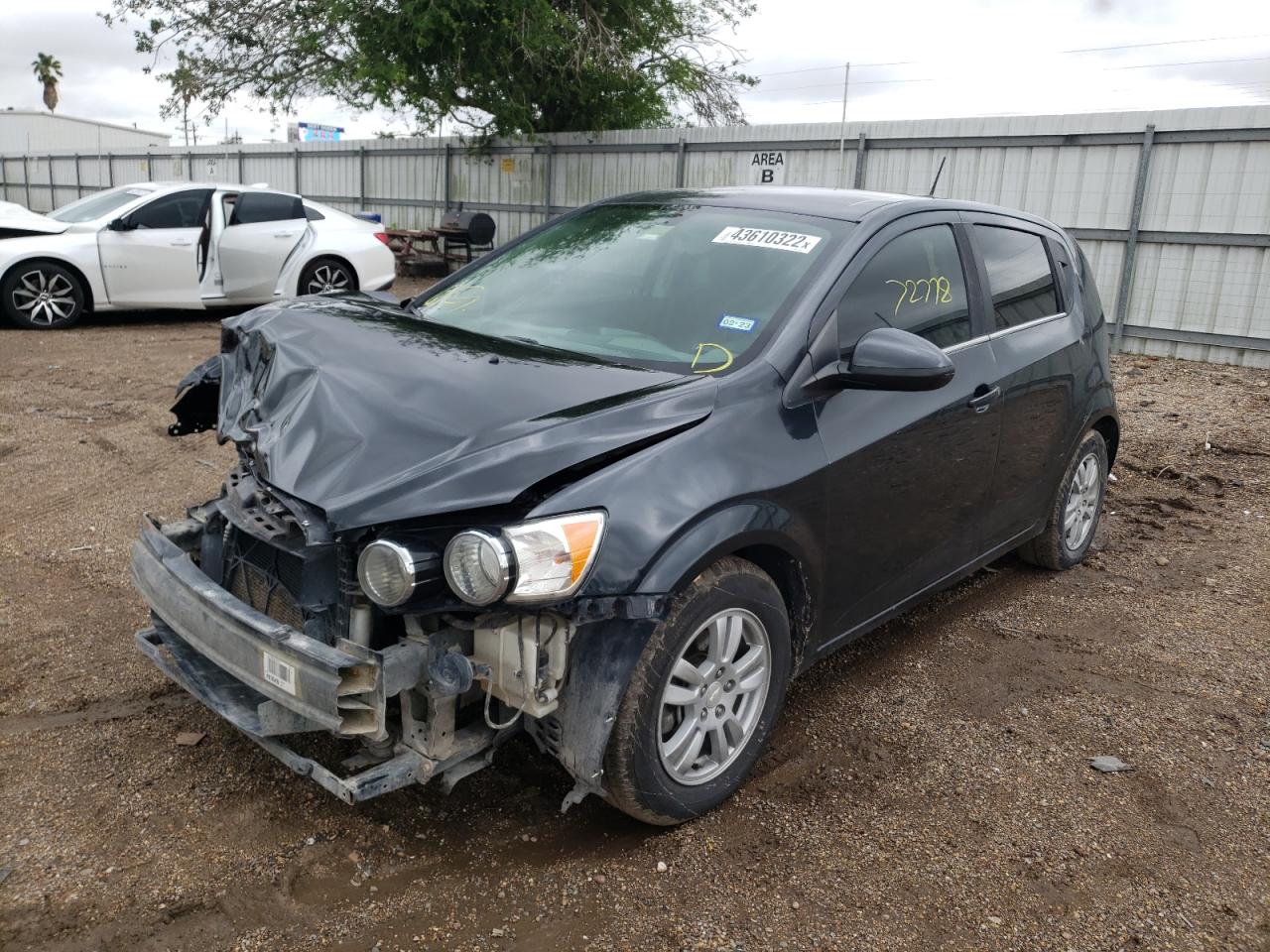 Photo 2 from auction – 2015 CHEVROLET SONIC LT with VIN 1G1JC6SH7F4154667