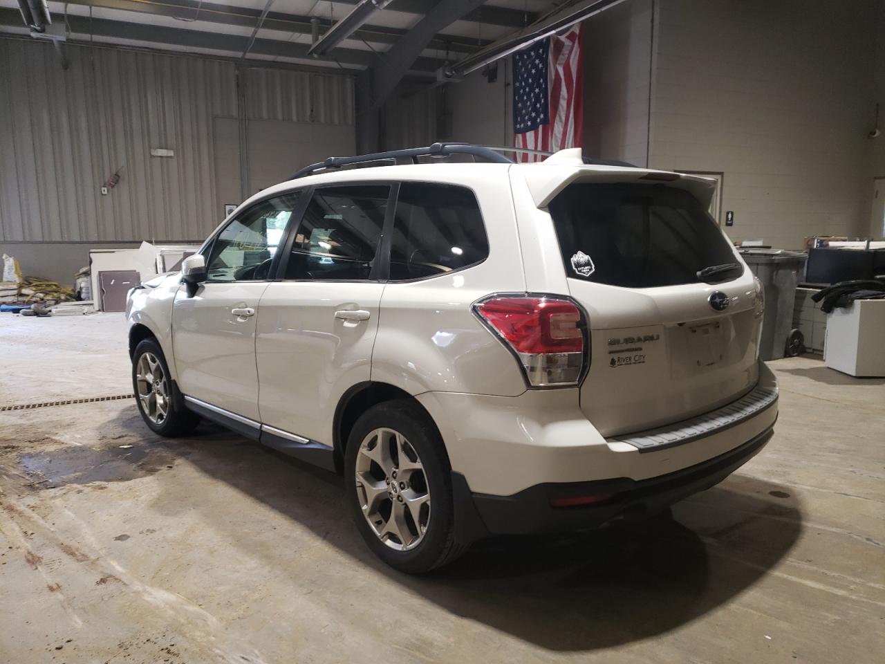Photo 3 from auction – 2017 SUBARU FORESTER 2 with VIN JF2SJATC2HH537565