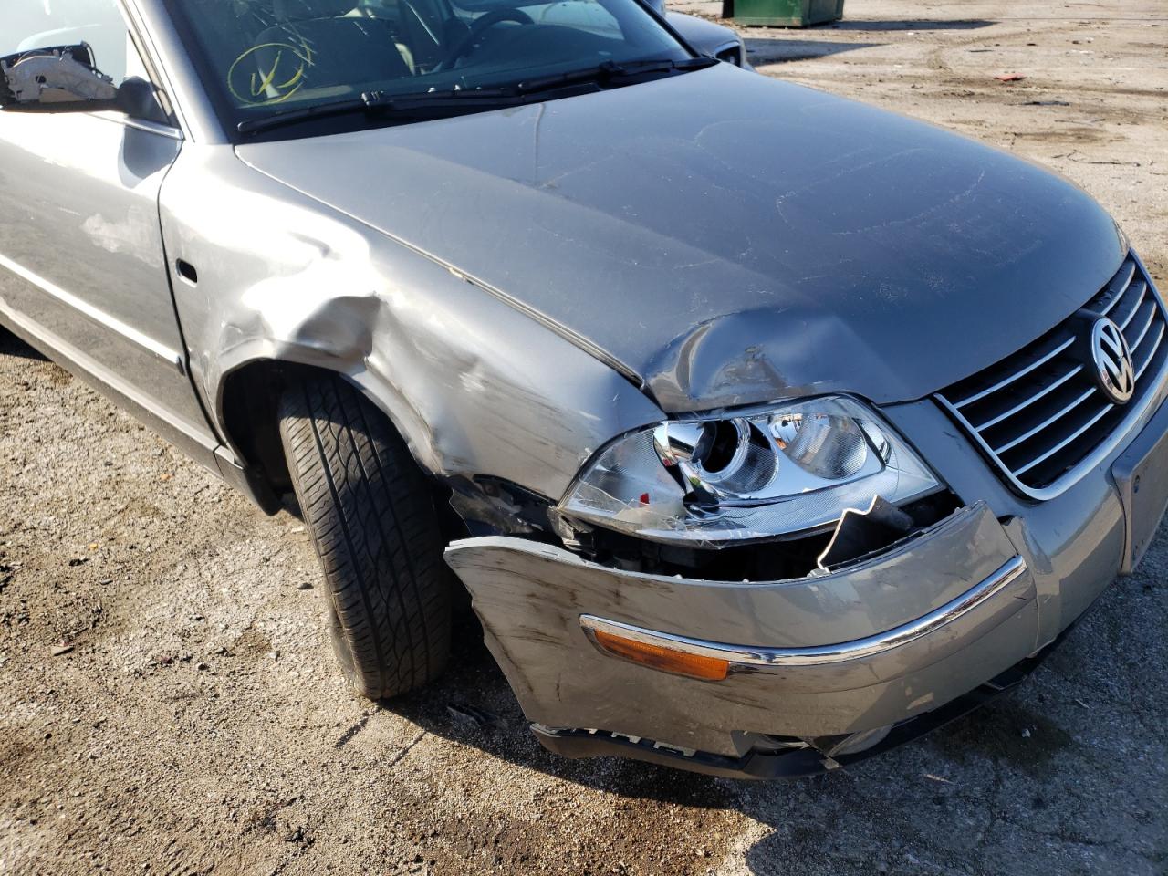 Photo 9 from auction – 2002 VOLKSWAGEN PASSAT GLS with VIN WVWPD63B02P436375