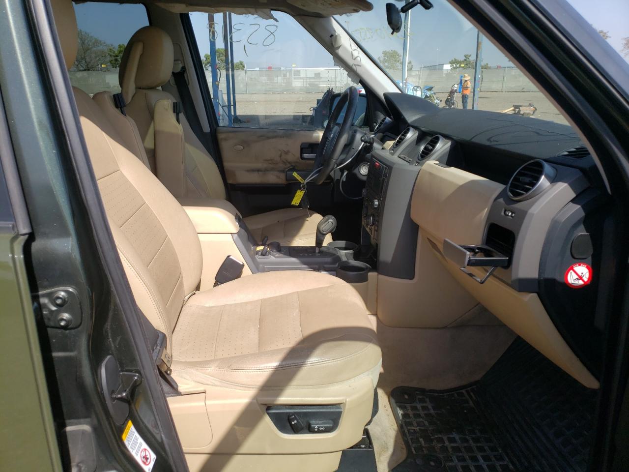 Photo 5 from auction – 2005 LAND ROVER LR3 with VIN SALAA25405A309356