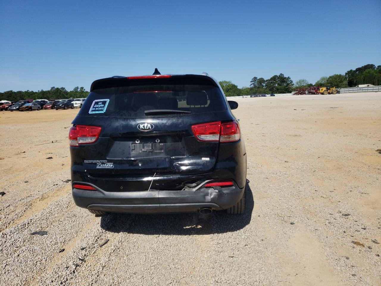 Photo 9 from auction – 2017 KIA SORENTO LX with VIN 5XYPG4A34HG280604