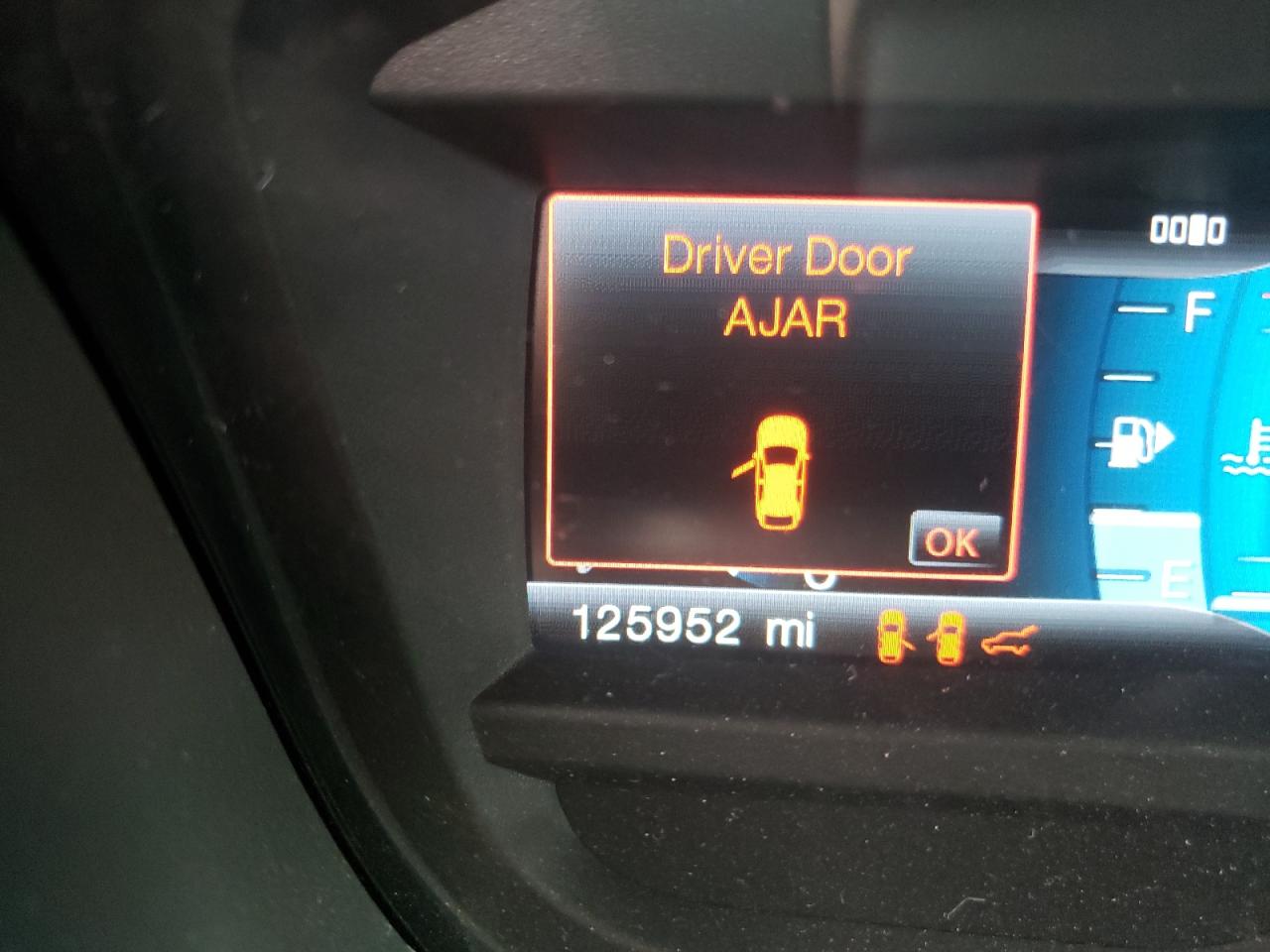 Photo 8 from auction – 2012 FORD EXPLORER L with VIN 1FMHK8F84CGA28013