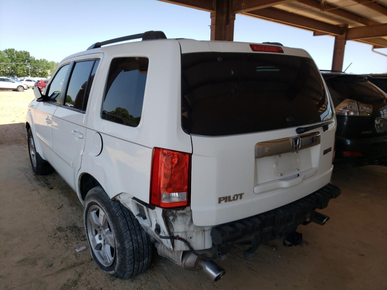 Photo 3 from auction – 2011 HONDA PILOT EXL with VIN 5FNYF3H50BB040585