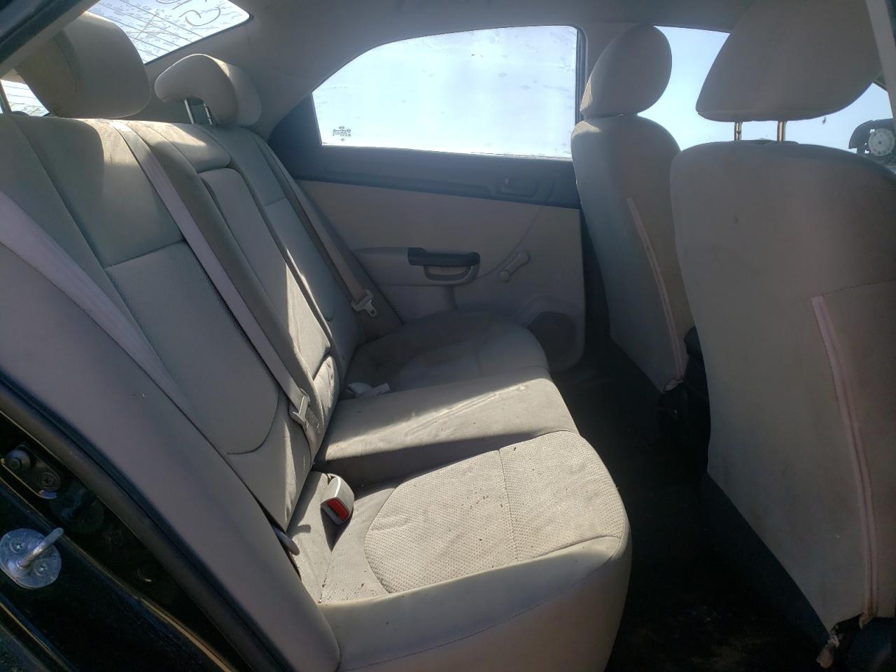 Zdjęcie 6 z aukcji – 2011 KIA FORTE LX z VIN KNAFT4A29B5443226