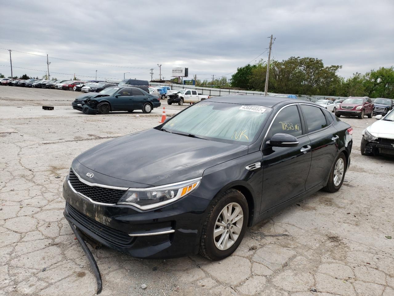 Photo 2 from auction – 2018 KIA OPTIMA LX with VIN 5XXGT4L32JG185137