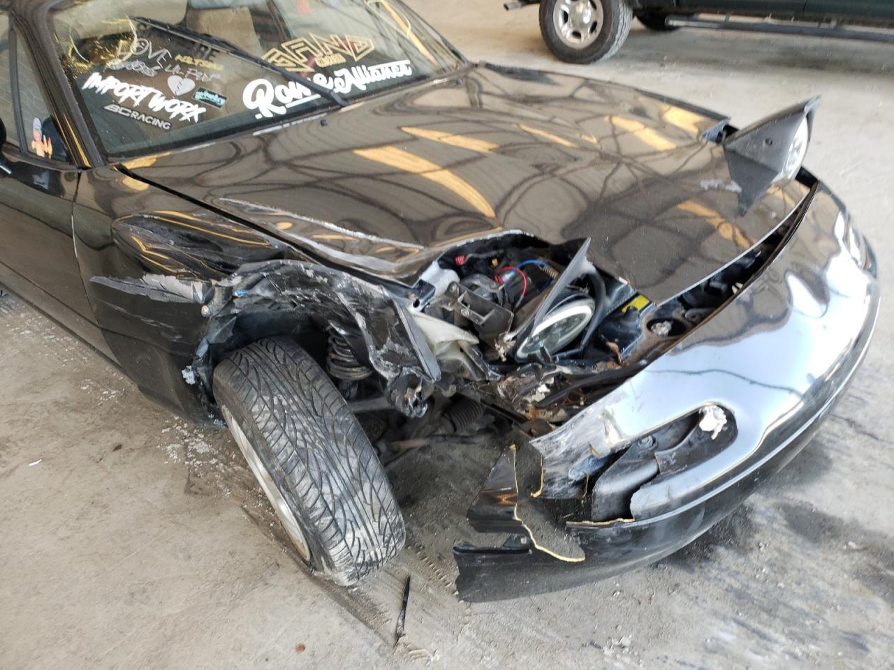 Photo 9 from auction – 1994 MAZDA MX-5 MIATA with VIN JM1NA3537R0505747
