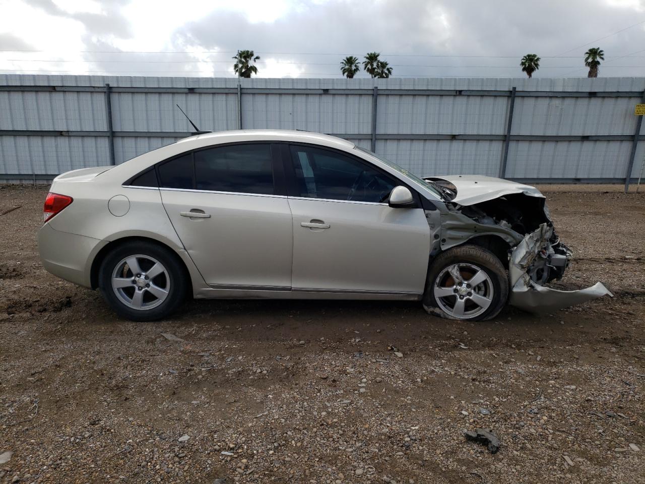 Photo 9 from auction – 2014 CHEVROLET CRUZE LT with VIN 1G1PC5SB1E7477707