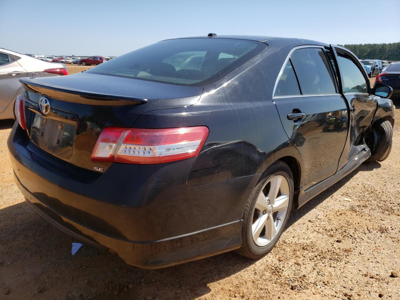 Photo 4 from auction – 2010 TOYOTA CAMRY BASE with VIN 4T1BF3EK9AU012298