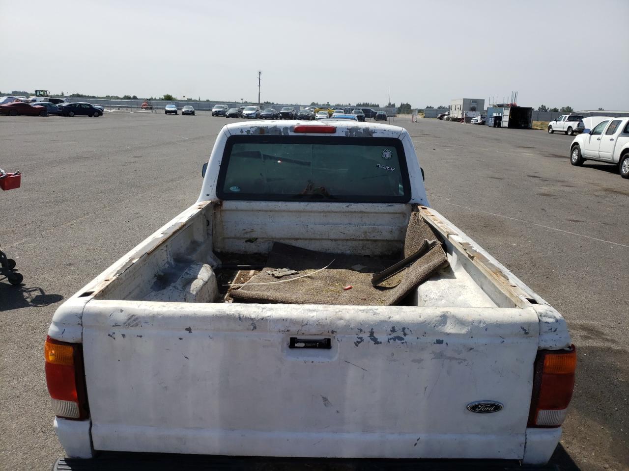 Photo 6 from auction – 1999 FORD RANGER with VIN 1FTYR10V4XPB47840