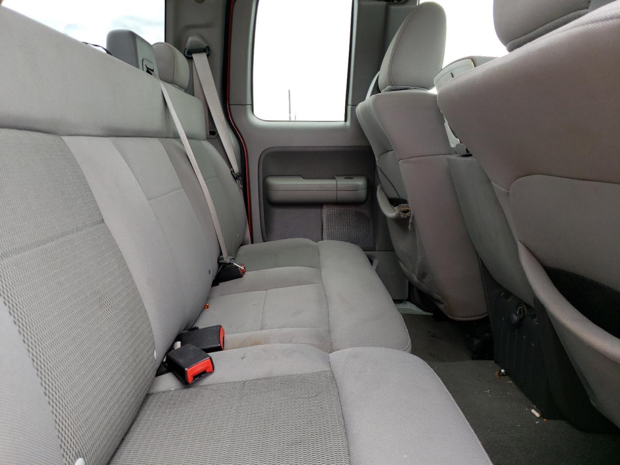 Photo 6 from auction – 2006 FORD F150 with VIN 1FTPX12546NA44412