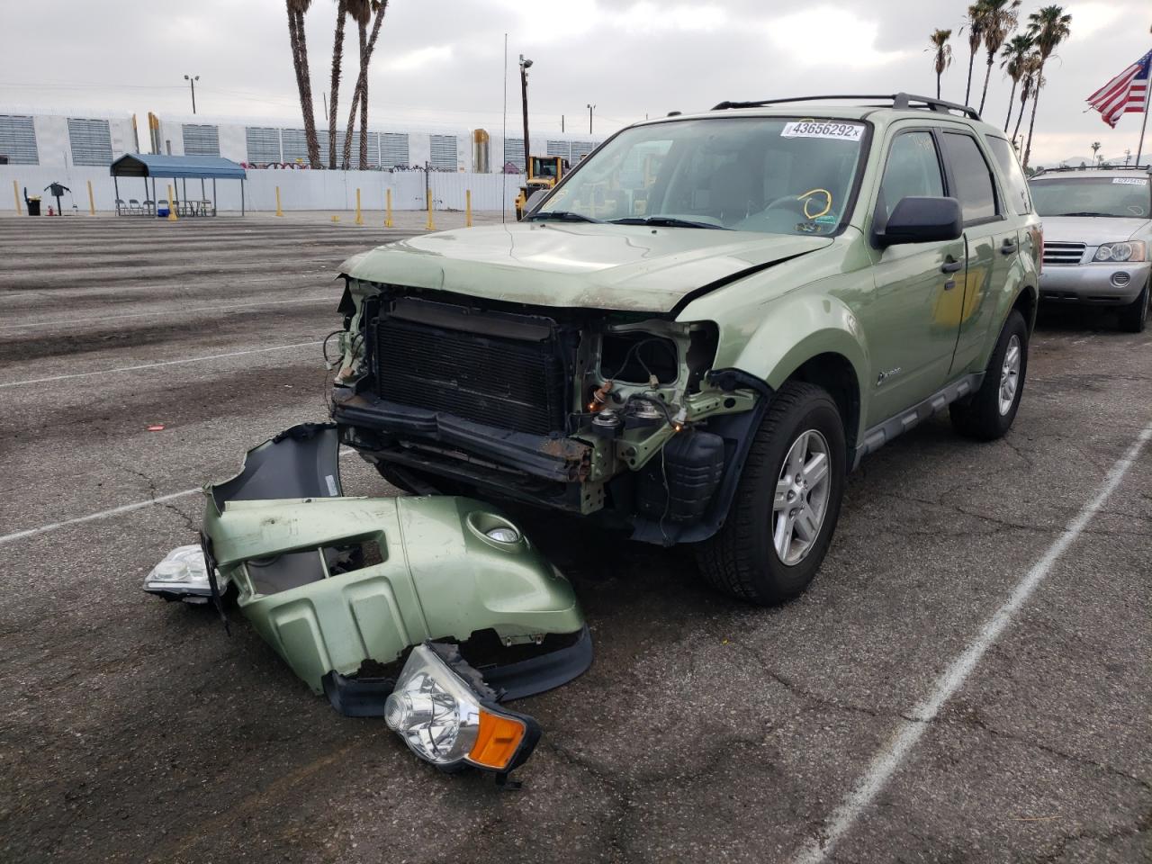 Photo 2 from auction – 2010 FORD ESCAPE HYB with VIN 1FMCU4K34AKC15530