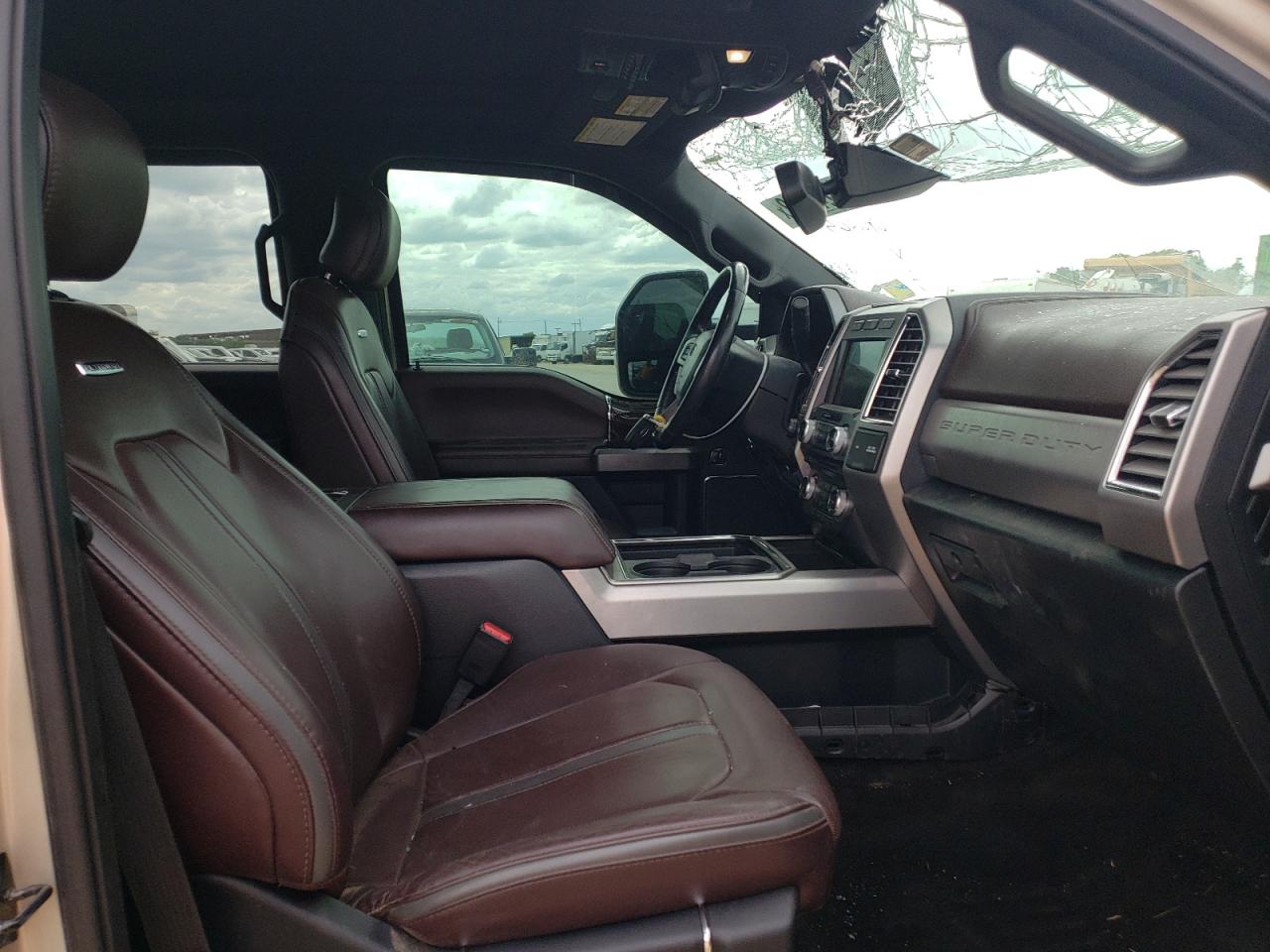 Photo 5 from auction – 2017 FORD F350 SUPER with VIN 1FT8W3DT5HEC62005