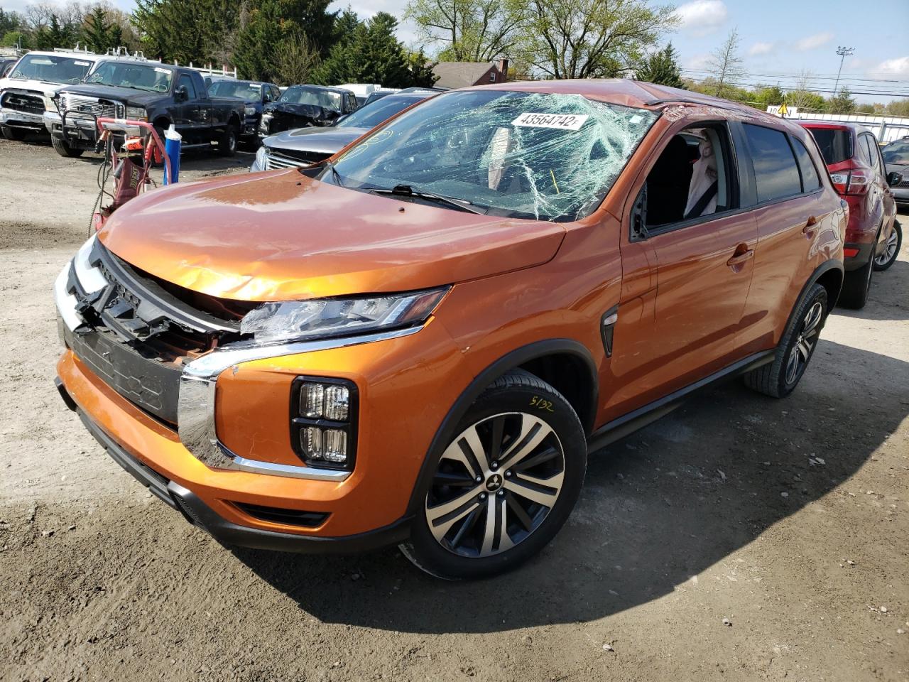 Photo 2 from auction – 2020 MITSUBISHI OUTLANDER with VIN JA4AP3AU3LU014081