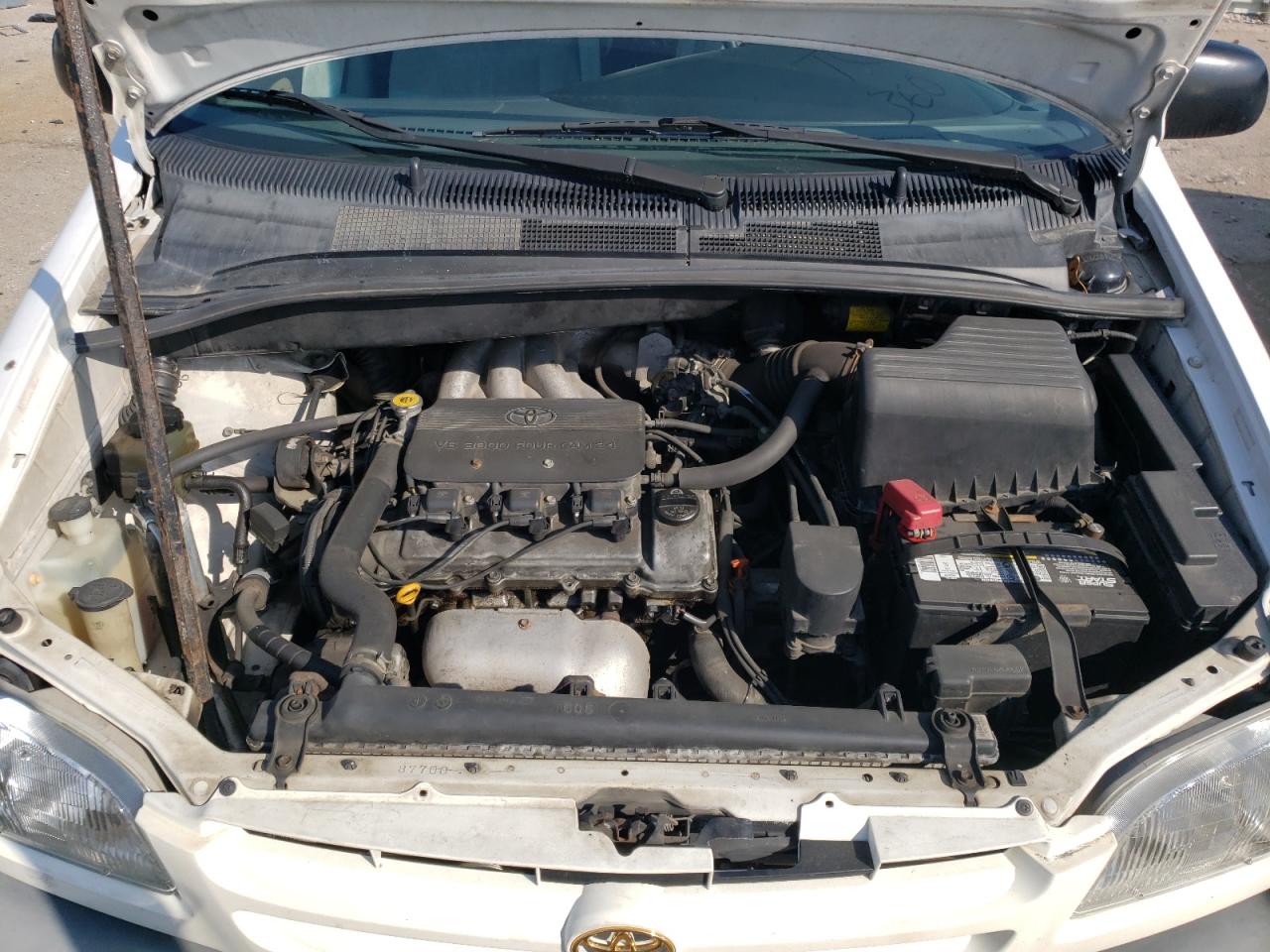 Photo 7 from auction – 2000 TOYOTA SIENNA LE with VIN 4T3ZF13C2YU307551