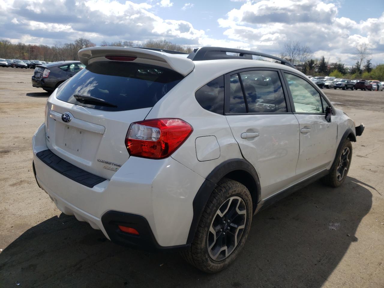 Photo 4 from auction – 2016 SUBARU CROSSTREK with VIN JF2GPABC9G8332393