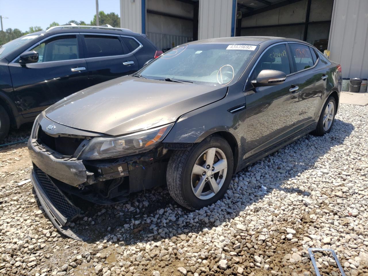 Photo 2 from auction – 2014 KIA OPTIMA LX with VIN 5XXGM4A71EG318558