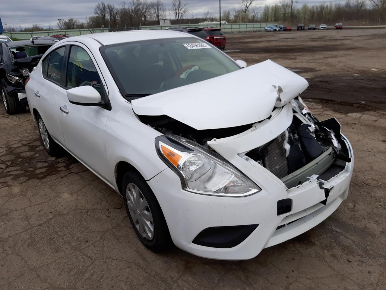NISSAN VERSA S 2019 with VIN 3N1CN7AP4KL843467 - Photo from auction