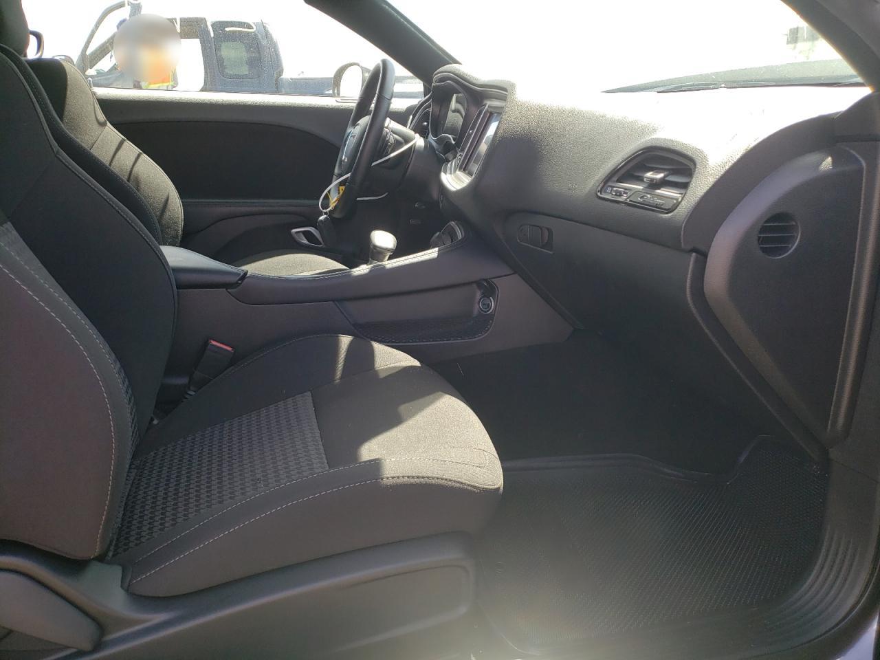 Photo 5 from auction – 2020 DODGE CHALLENGER with VIN 2C3CDZBT3LH225708