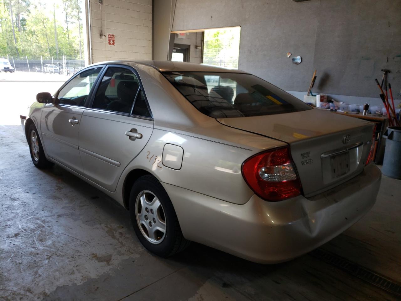 Photo 3 from auction – 2003 TOYOTA CAMRY LE with VIN 4T1BF30K93U554043