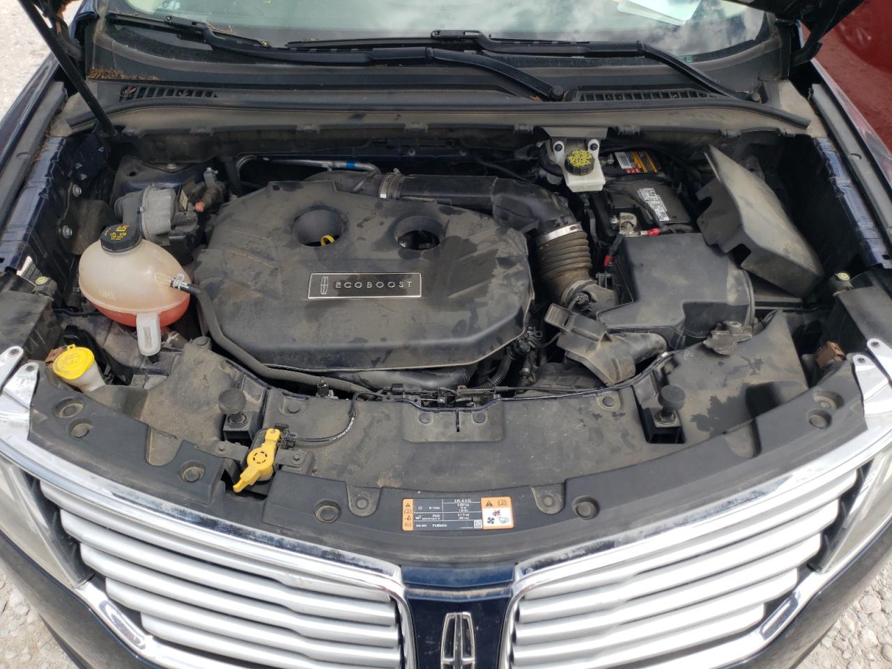 Photo 7 from auction – 2017 LINCOLN MKC SELECT with VIN 5LMCJ2C94HUL19463
