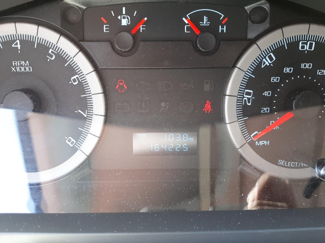 Zdjęcie 8 z aukcji – 2010 FORD ESCAPE XLS z VIN 1FMCU0C79AKA61388