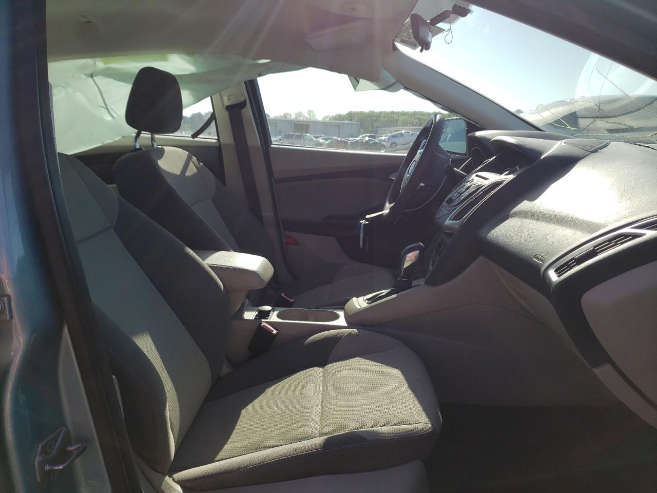 Photo 5 from auction – 2012 FORD FOCUS SE with VIN 1FAHP3F25CL187964