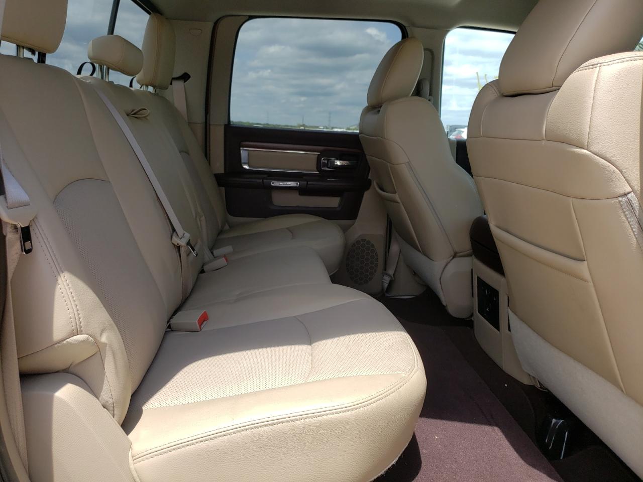 Photo 6 from auction – 2013 RAM 2500 LARAM with VIN 3C6UR5FL2DG614224