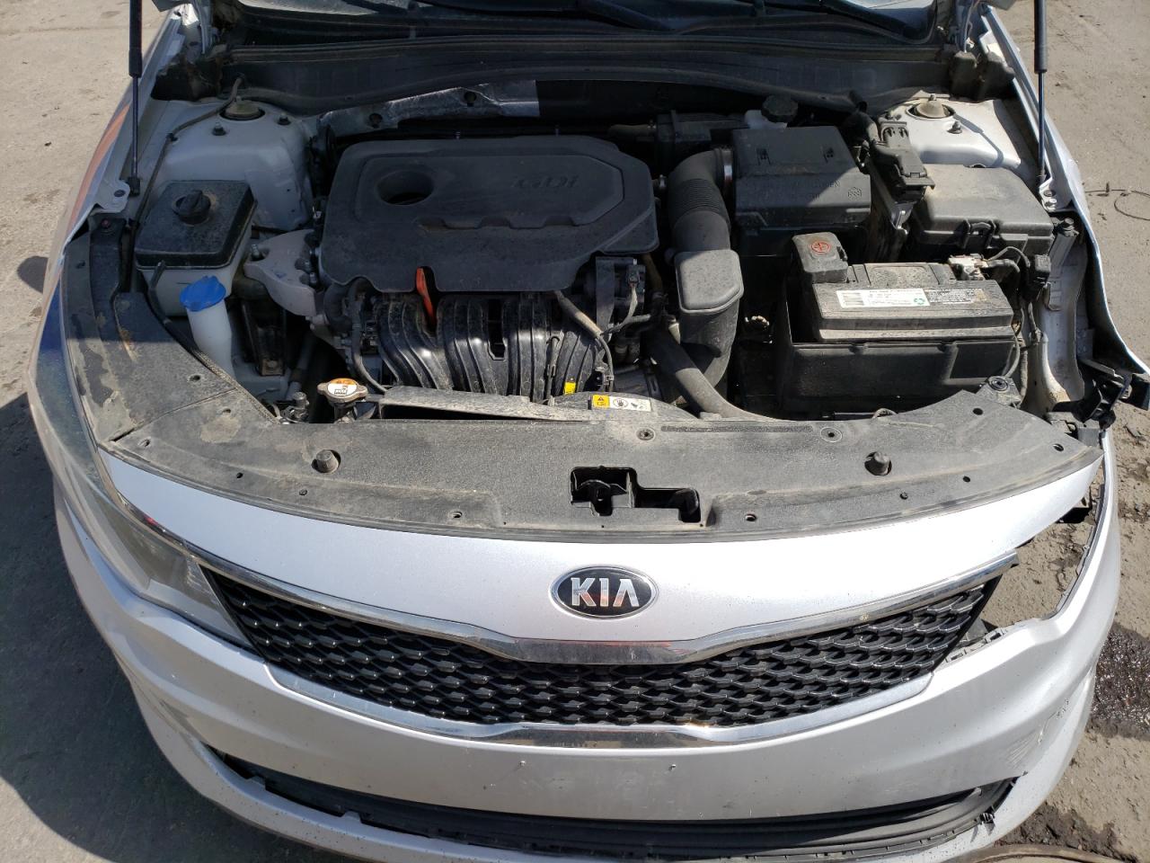 Photo 7 from auction – 2017 KIA OPTIMA LX with VIN 5XXGT4L34HG129808
