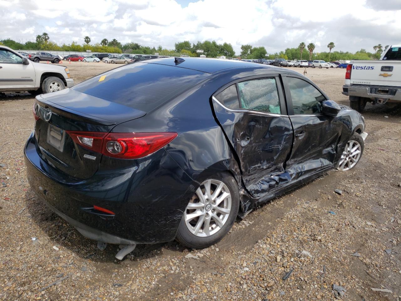 Photo 4 from auction – 2016 MAZDA 3 TOURING with VIN 3MZBM1W74GM311183