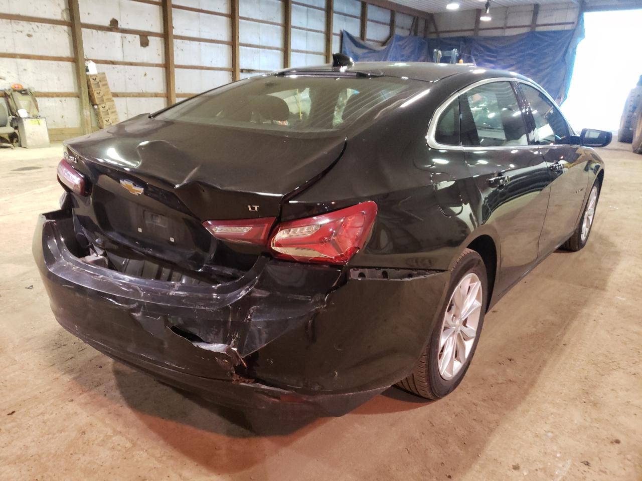 Photo 4 from auction – 2021 CHEVROLET MALIBU LT with VIN 1G1ZD5ST0MF061036