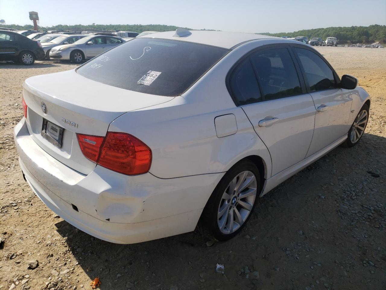 Photo 4 from auction – 2011 BMW 328 I with VIN WBAPH7C5XBA801620