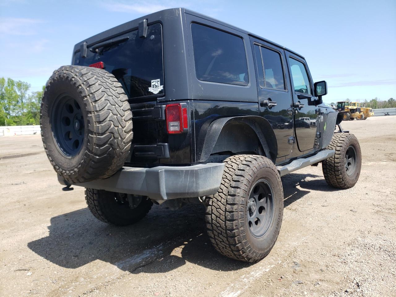 Photo 4 from auction – 2017 JEEP WRANGLER U with VIN 1C4BJWDG2HL699335