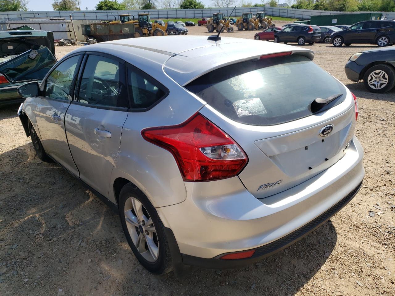 Photo 3 from auction – 2014 FORD FOCUS SE with VIN 1FADP3K20EL281368