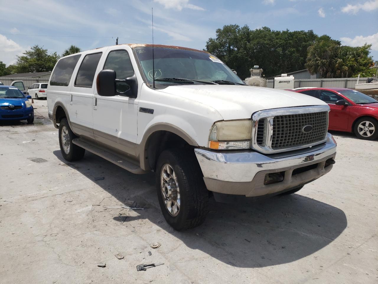 FORD EXCURSION 2000 with VIN 1FMNU43L8YEB26060 - Photo from auction