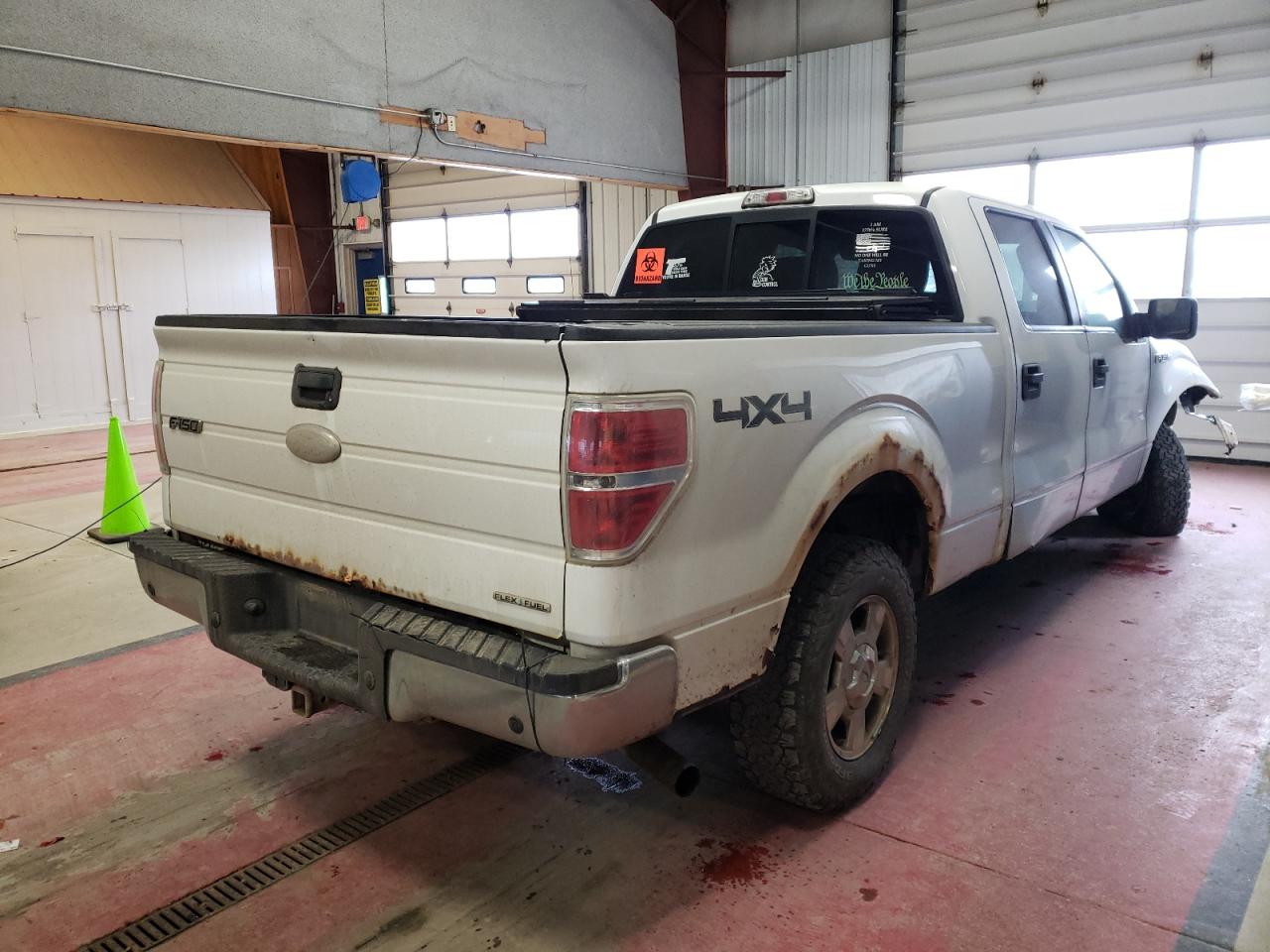 Photo 4 from auction – 2011 FORD F150 SUPER with VIN 1FTFW1EF9BFC28753