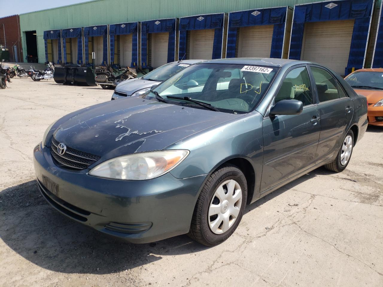 Photo 2 from auction – 2002 TOYOTA CAMRY LE with VIN 4T1BE32K82U599523
